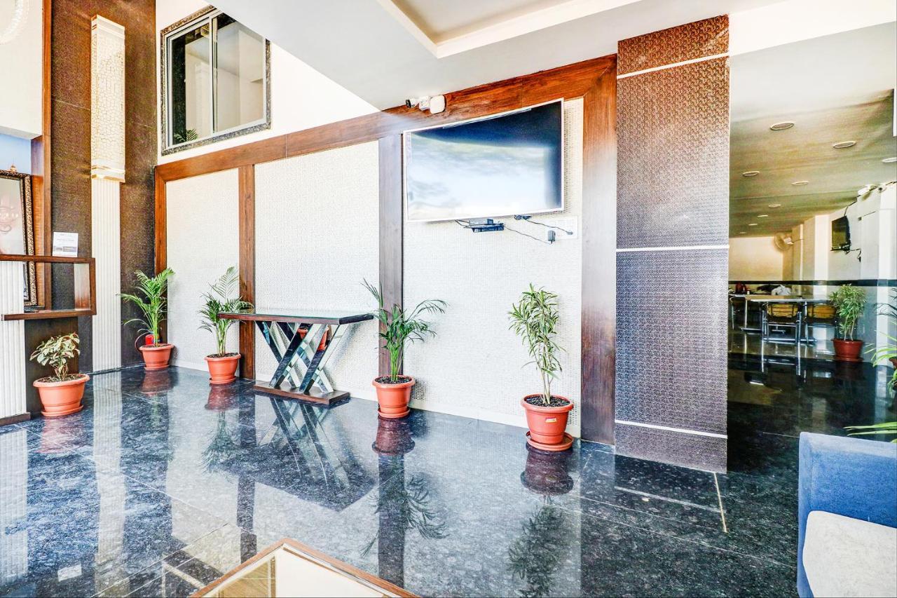 Fabhotel Pishori Inn Indaur Kültér fotó