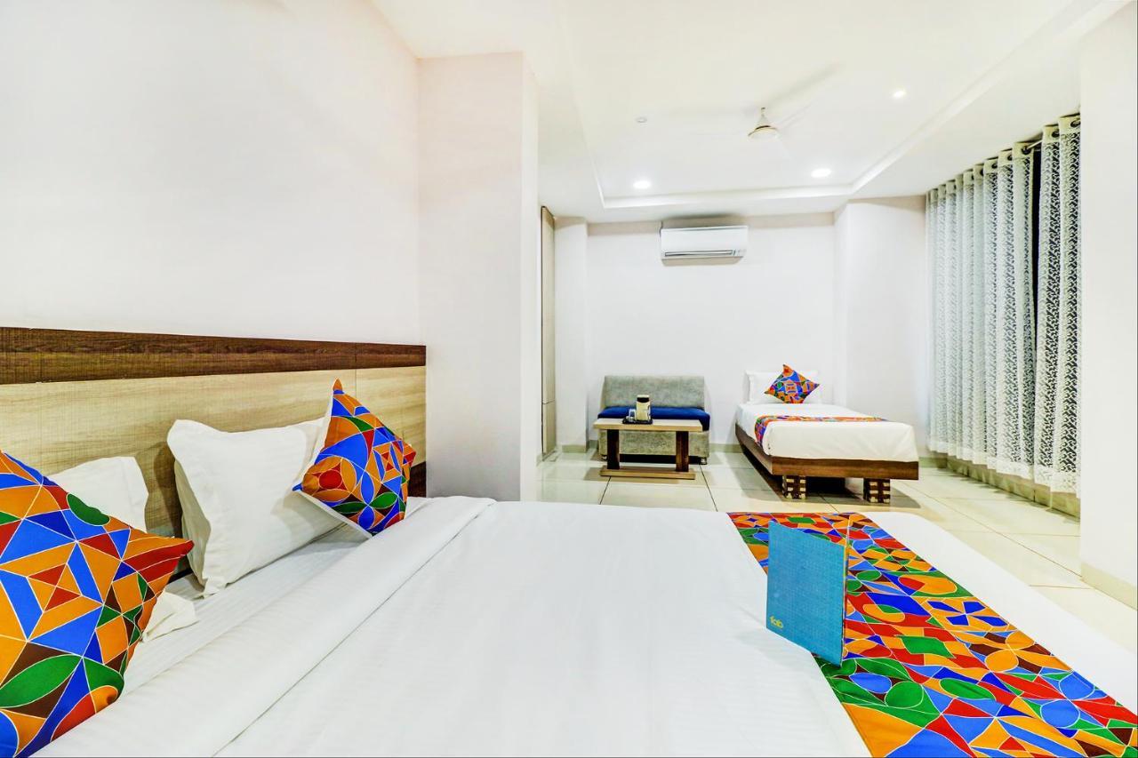 Fabhotel Pishori Inn Indaur Kültér fotó