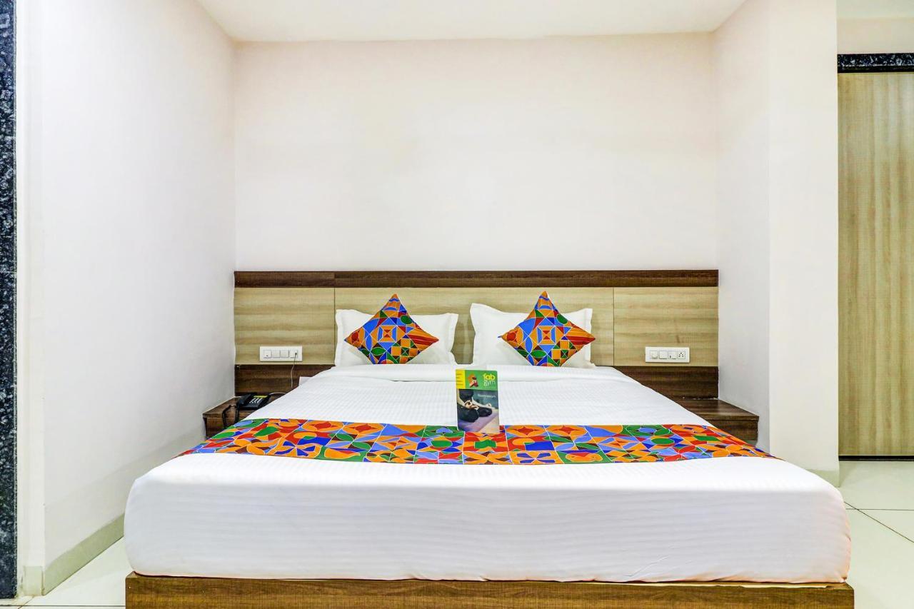 Fabhotel Pishori Inn Indaur Kültér fotó