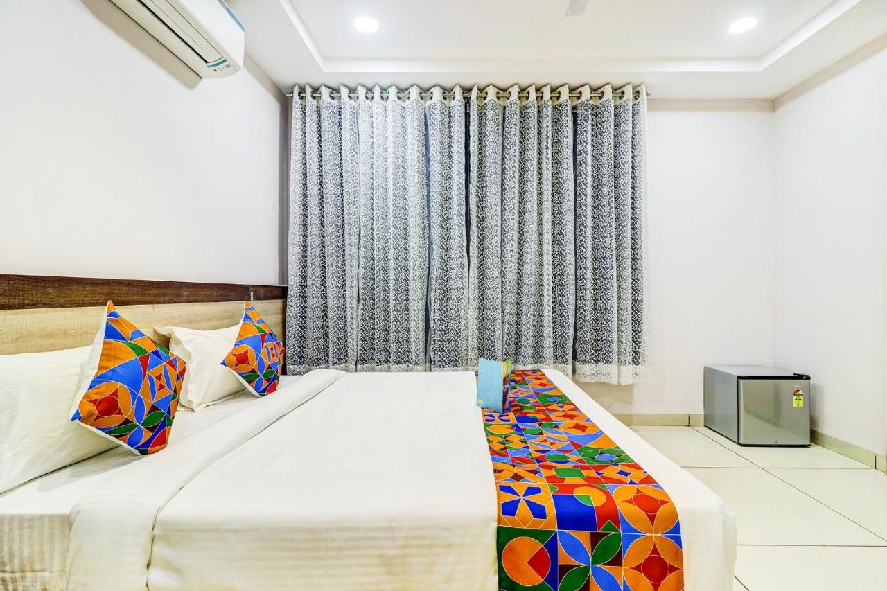 Fabhotel Pishori Inn Indaur Kültér fotó